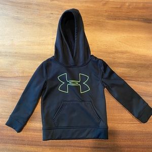 3/$20 💰Boys Under Armour black hoodie NWOT